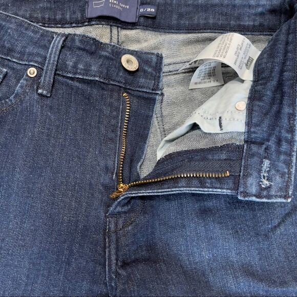 Levi’s Demi Curve Classic Capri Crop Jeans Size 6 / 28 - Picture 9 of 15